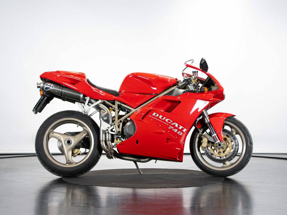 Image 5/50 of Ducati 748 S (1996)