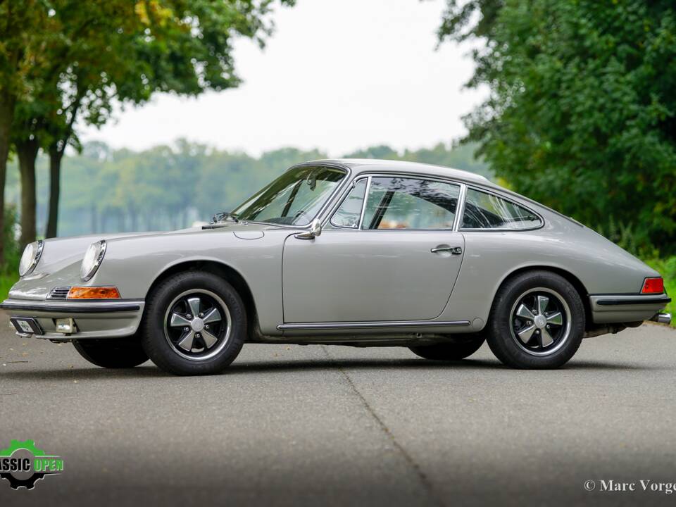Image 24/57 of Porsche 911 2.0 (1968)