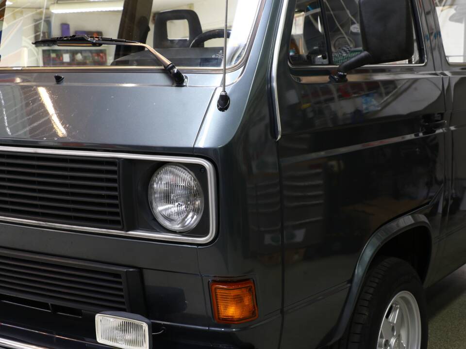 Bild 28/50 von Volkswagen T3 Caravelle GL 1.9 (1987)