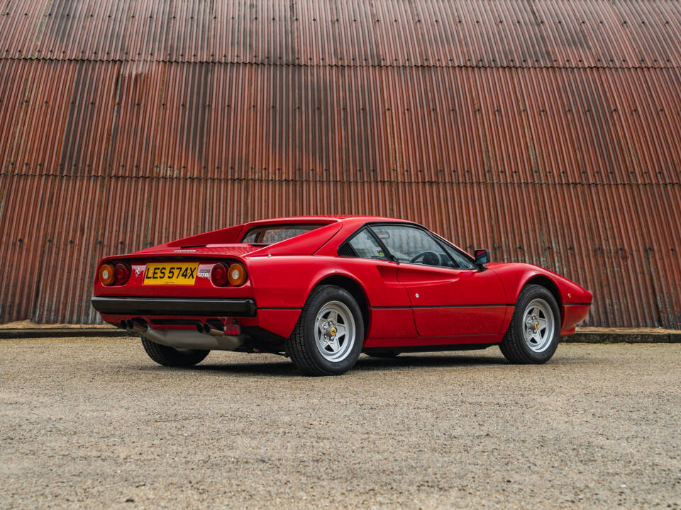 Imagen 10/31 de Ferrari 308 GTBi (1981)