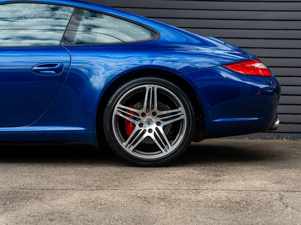 Image 6/50 of Porsche 911 Carrera S (2010)