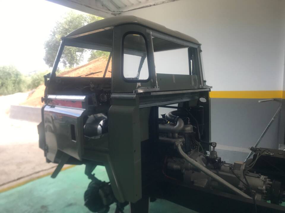 Image 34/39 of Land Rover Forward Control (1975)