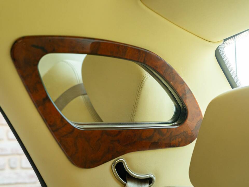 Immagine 28/50 di Bentley Arnage Red Label (1999)