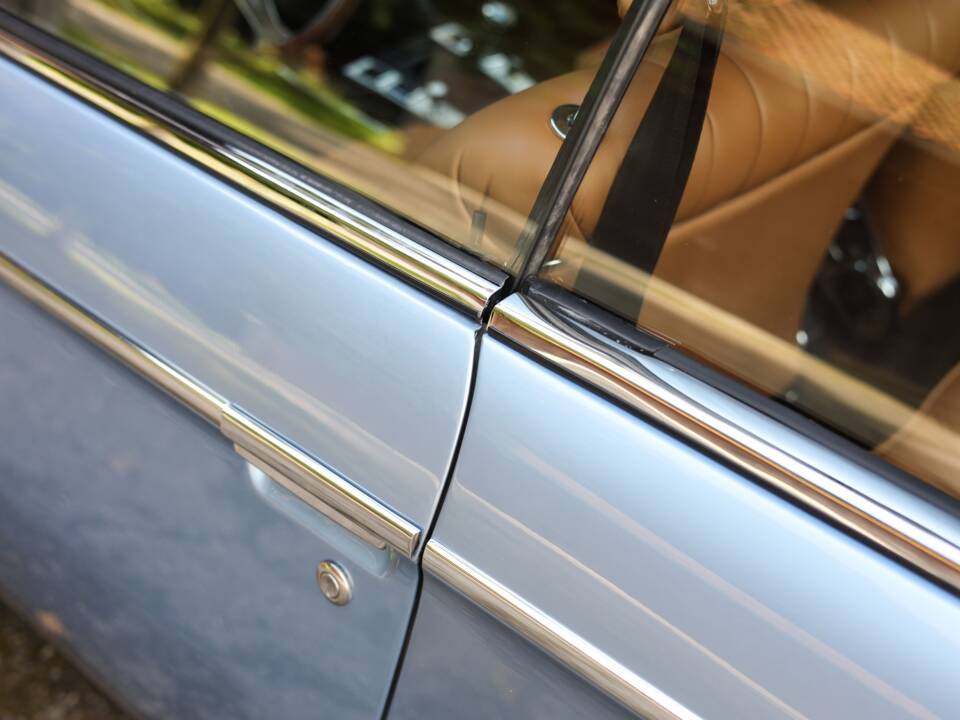 Image 51/73 of BMW 3.0 CSi (1973)