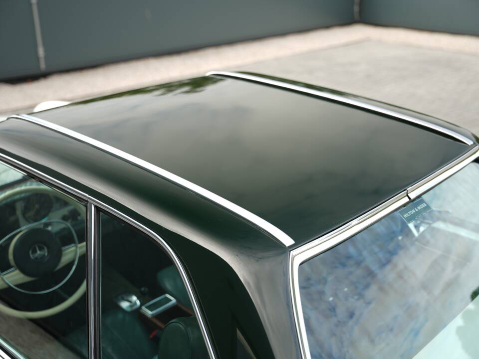 Image 46/50 de Mercedes-Benz 280 SL (1968)