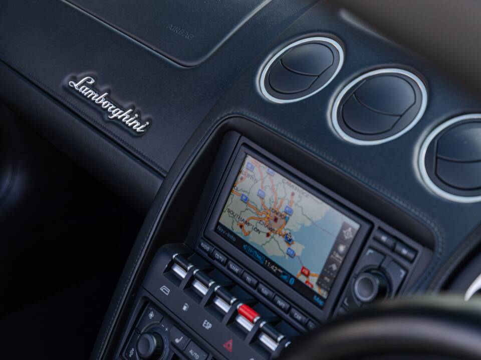 Immagine 49/49 di Lamborghini Gallardo Spyder (2007)