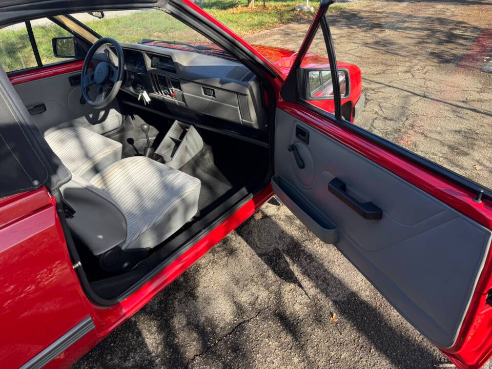 Image 36/77 of Opel Corsa Spider i130 Irmscher (1989)