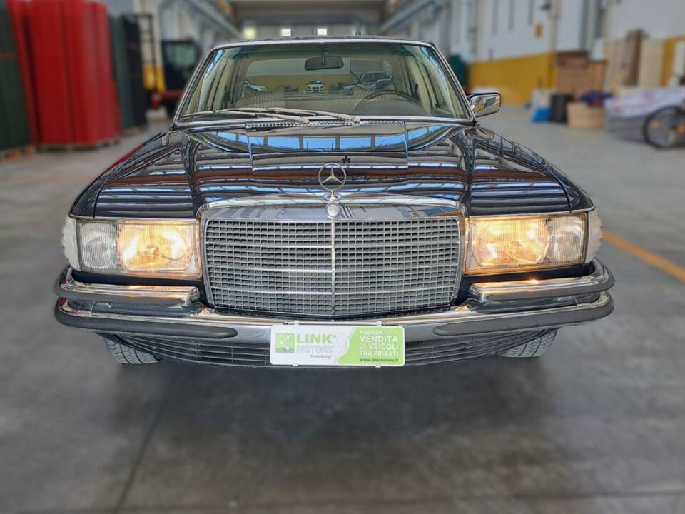 Bild 2/47 von Mercedes-Benz 280 SE (1976)