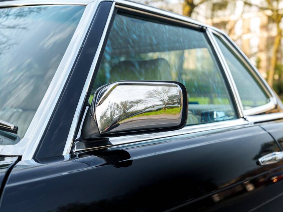 Imagen 11/28 de Mercedes-Benz 380 SL (1985)