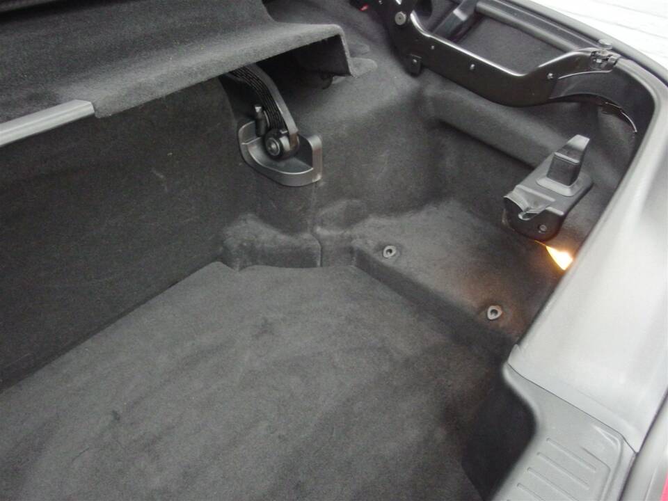 Image 63/99 of Mercedes-Benz SL 63 AMG (2012)