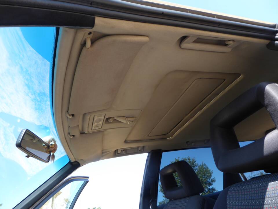 Bild 21/29 von Audi 100 Avant - 2.3 E (1990)