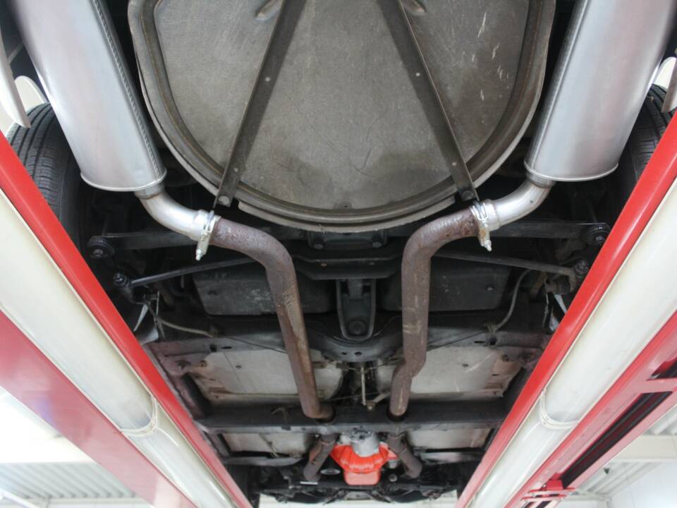 Imagen 18/50 de Chevrolet Corvette Sting Ray Convertible (1964)