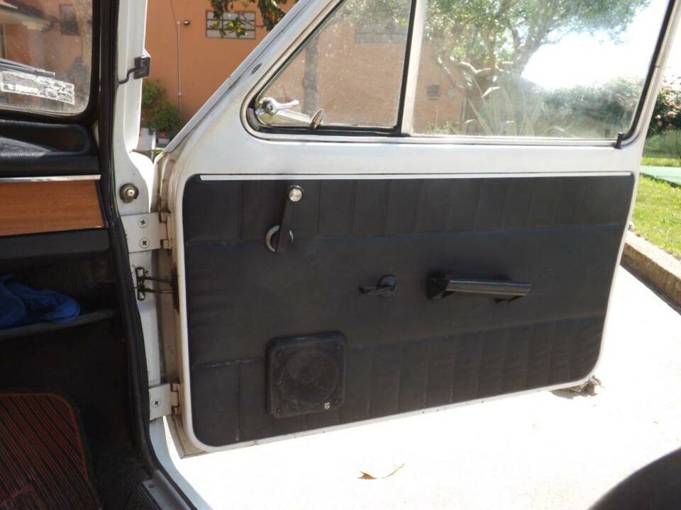 Image 20/50 de FIAT 127 (1972)