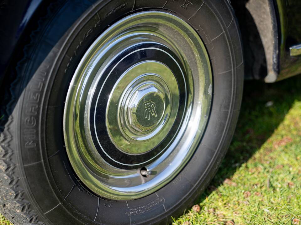 Image 14/50 of Rolls-Royce Silver Shadow I (1968)