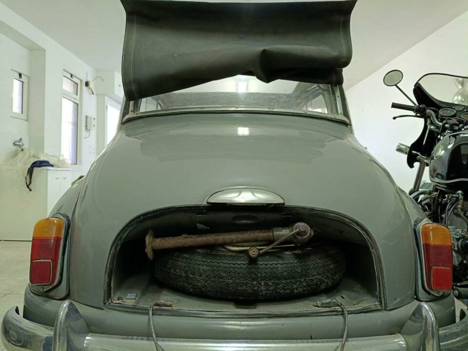 Bild 42/44 von FIAT 500 C Topolino (1950)