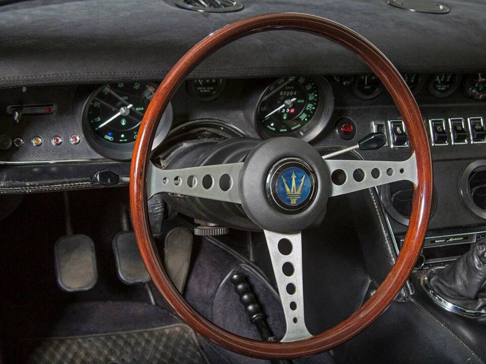 Bild 21/32 von Maserati Ghibli SS (1970)