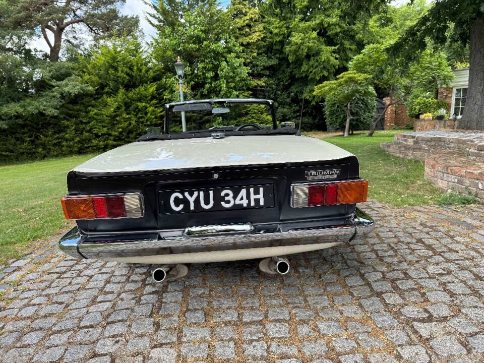 Image 14/30 of Triumph TR 6 PI (1970)