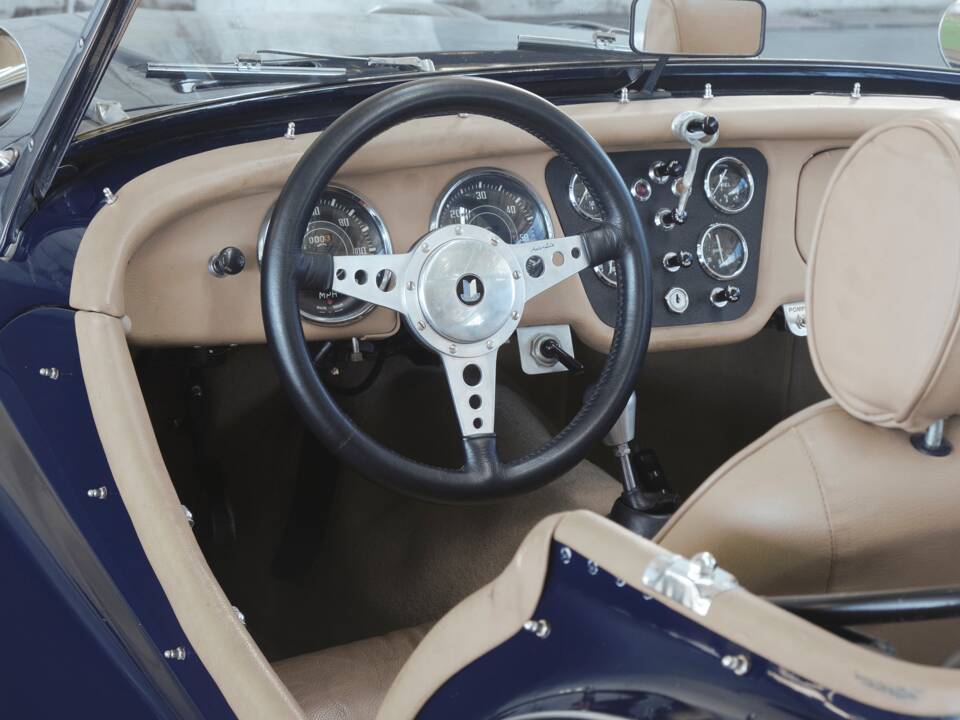 Image 42/50 of Triumph TR 3A (1959)