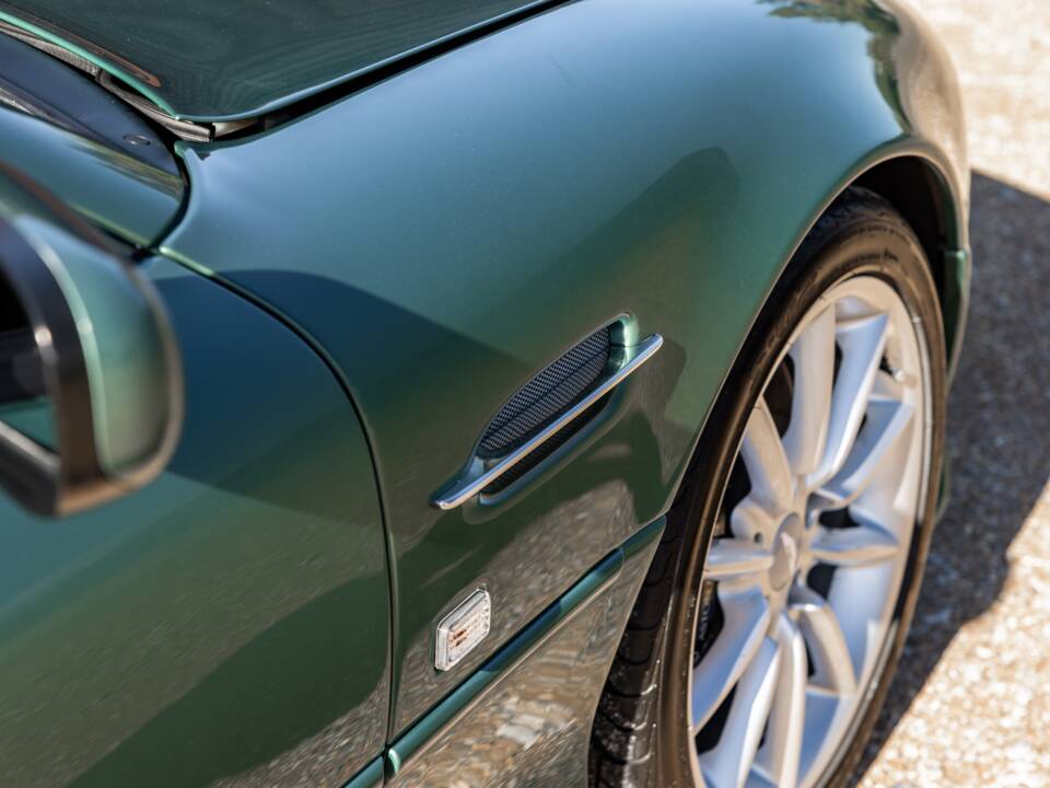 Bild 51/83 von Aston Martin DB 7 Vantage Volante (2001)