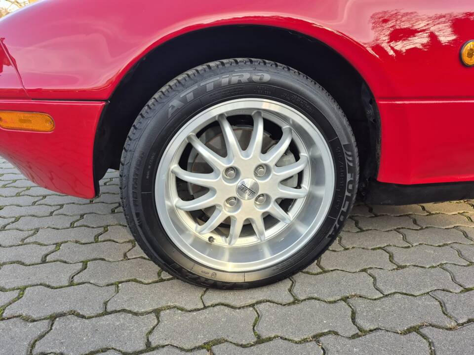 Image 6/56 de Mazda MX-5 1.8 (1995)