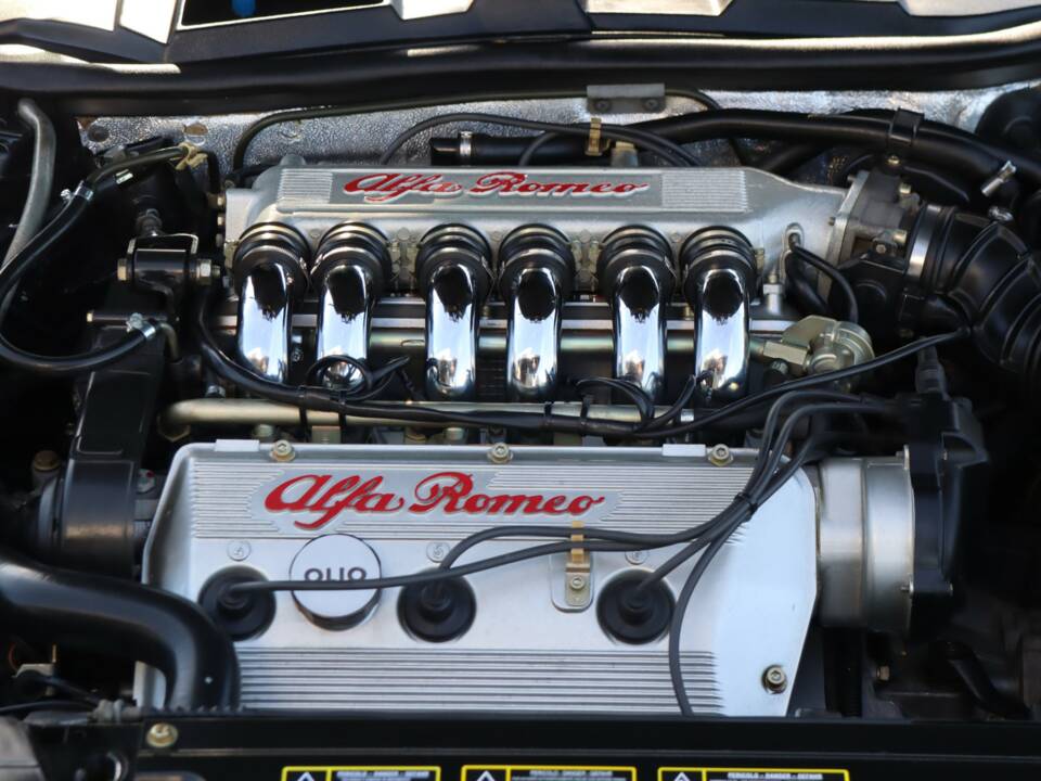 Imagen 48/50 de Alfa Romeo 164 3.0 V6 Quadrifoglio (1991)