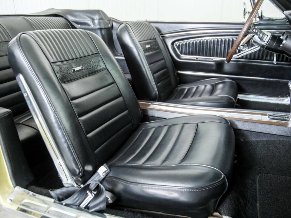 Immagine 37/50 di Ford Mustang 289 (1965)