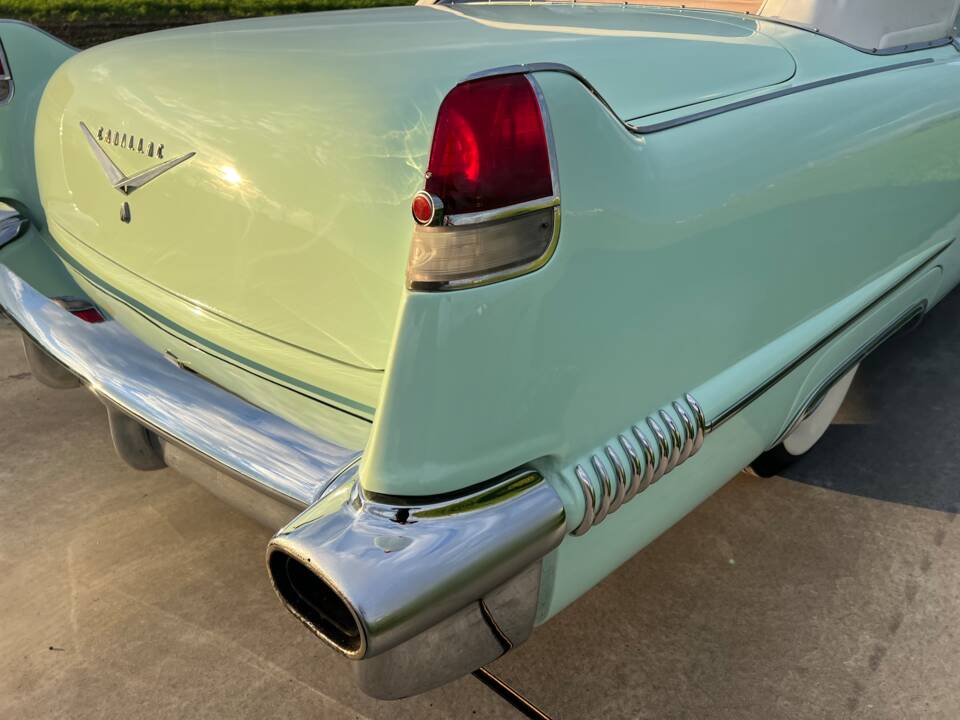Image 34/83 of Cadillac 62 Convertible (1956)