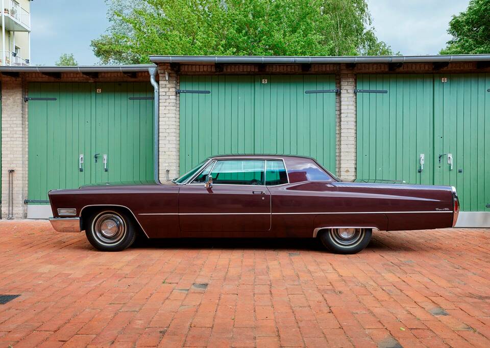 Bild 4/200 von Cadillac Coupe DeVille (1968)