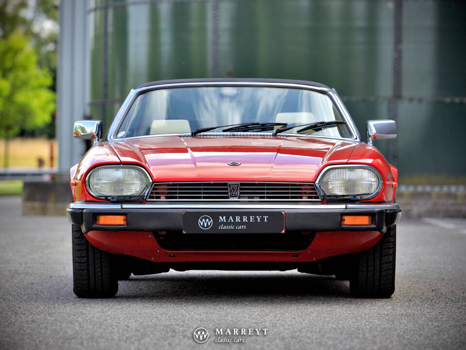 Image 2/20 of Jaguar XJ-SC H.E. (1985)