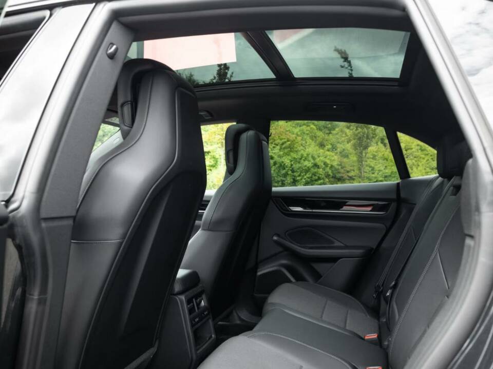 Imagen 7/11 de Porsche Macan 4 (2025)