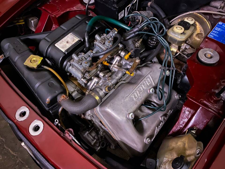 Image 10/13 de Lancia Fulvia Coupe (1971)