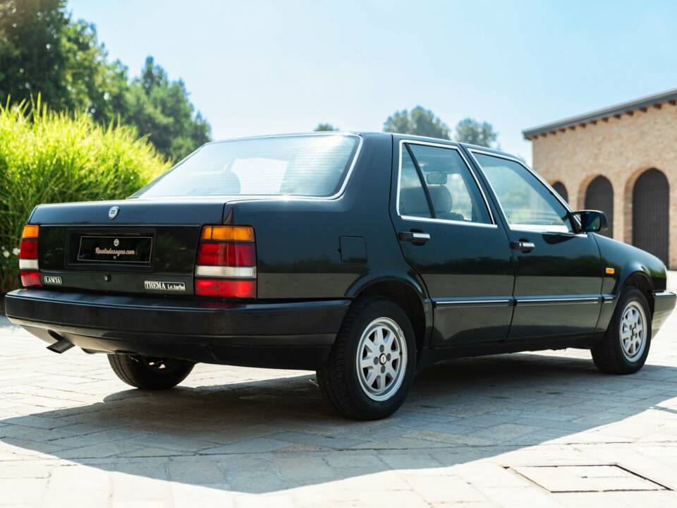 Image 7/50 of Lancia Thema I.E. Turbo (1986)