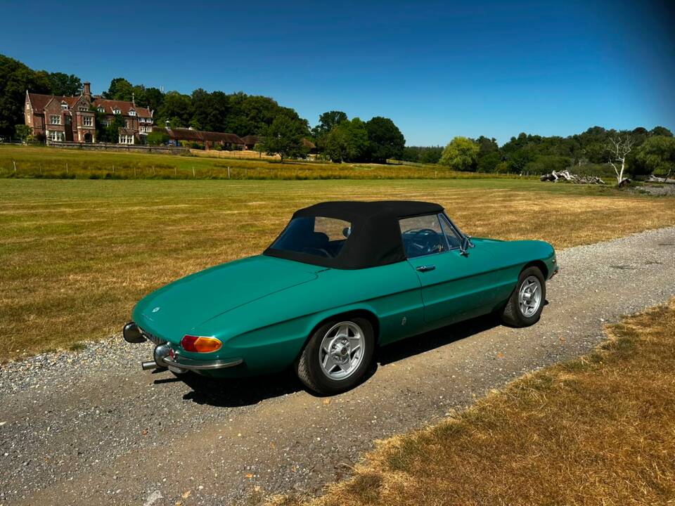 Afbeelding 12/35 van Alfa Romeo 1750 Spider (1969)