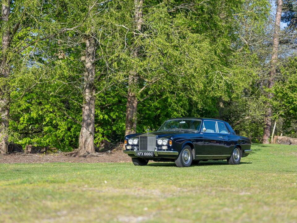 Image 16/50 of Rolls-Royce Silver Shadow I (1968)