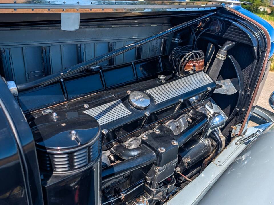 Imagen 36/51 de Cadillac 452 B Town Coupe (1931)