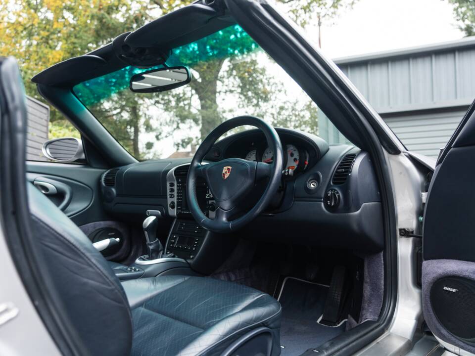 Bild 43/46 von Porsche 911 Turbo (2003)