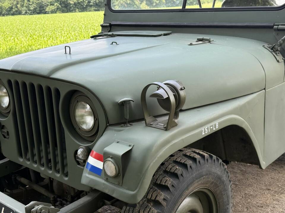 Image 18/27 of Nekaf Jeep M38 A1 (1956)