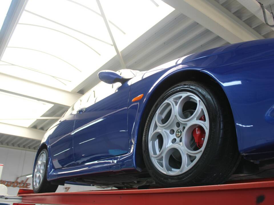 Image 10/50 of Alfa Romeo 156 3.2 V6 GTA (2003)