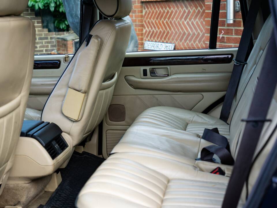 Image 20/29 of Land Rover Range Rover 4.0 HSE (2001)