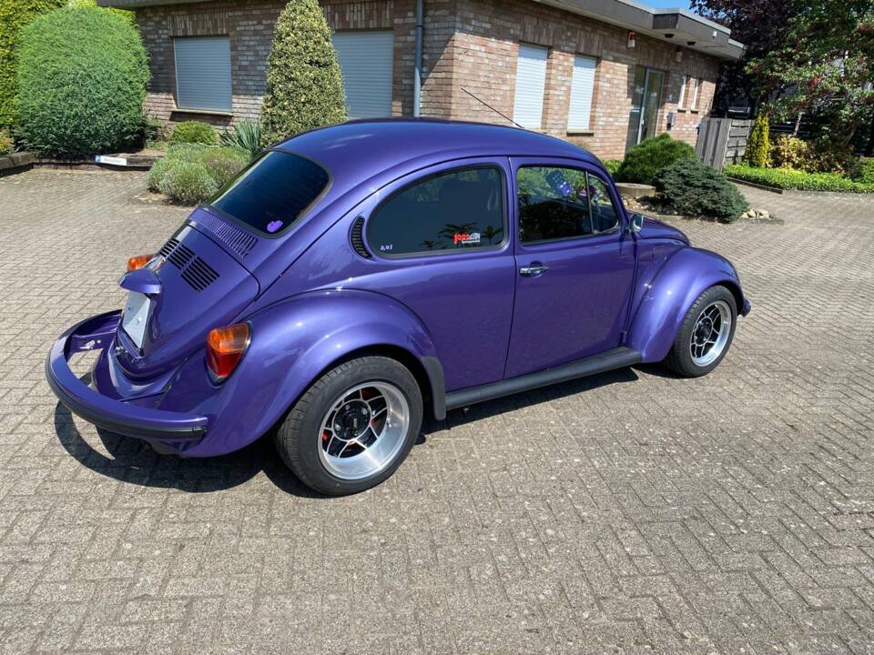 Image 2/16 of Volkswagen Beetle 1500 (1967)