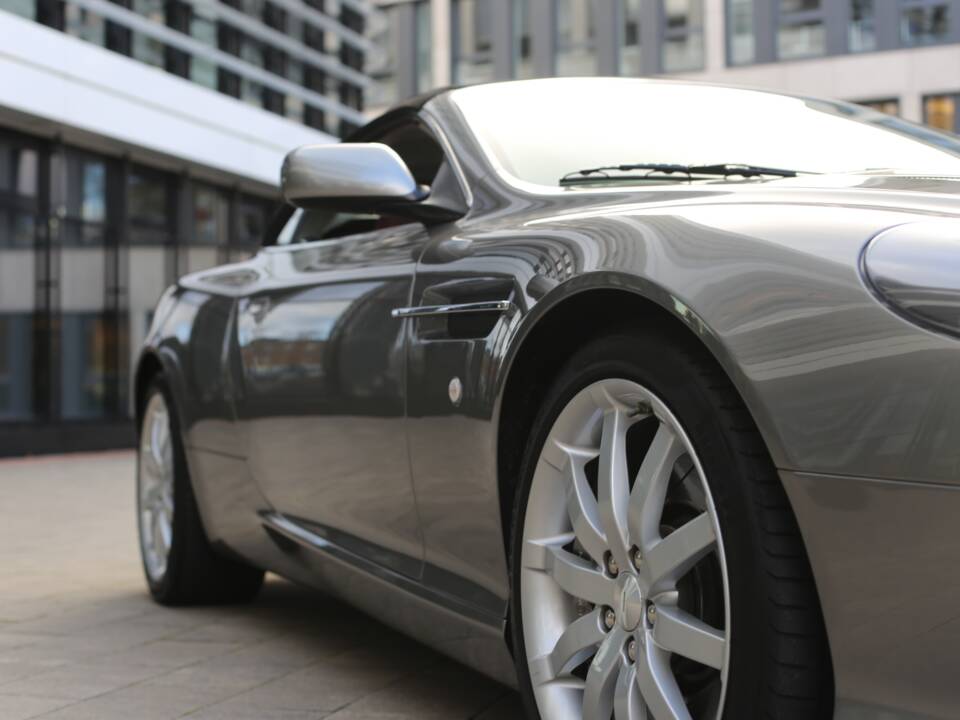 Bild 29/47 von Aston Martin DB 9 Volante (2006)