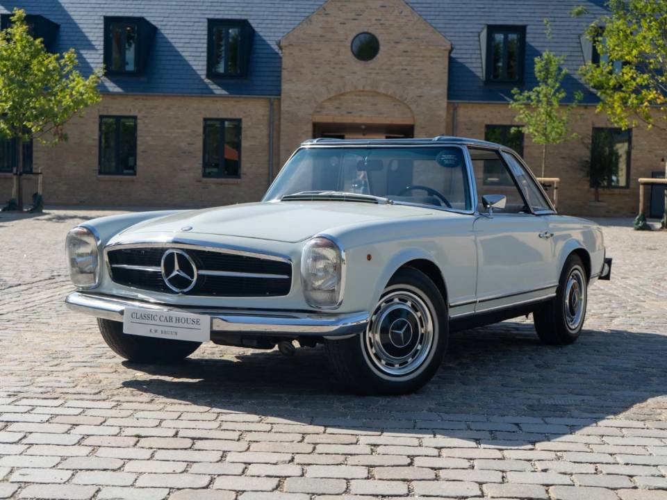 Image 6/18 of Mercedes-Benz 280 SL (1969)
