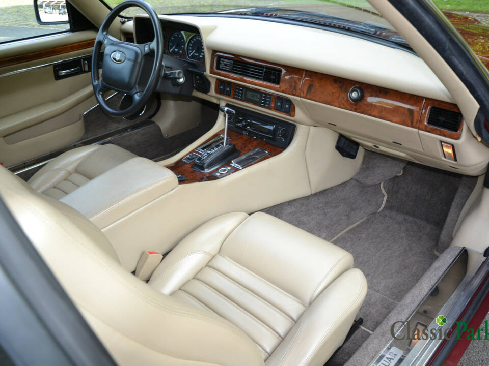 Imagen 20/50 de Jaguar XJS 5.3 V12 (1992)