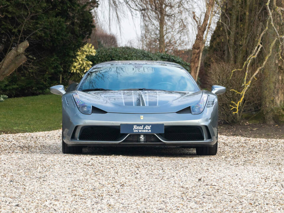 Afbeelding 3/15 van Ferrari 458 Speciale (2014)