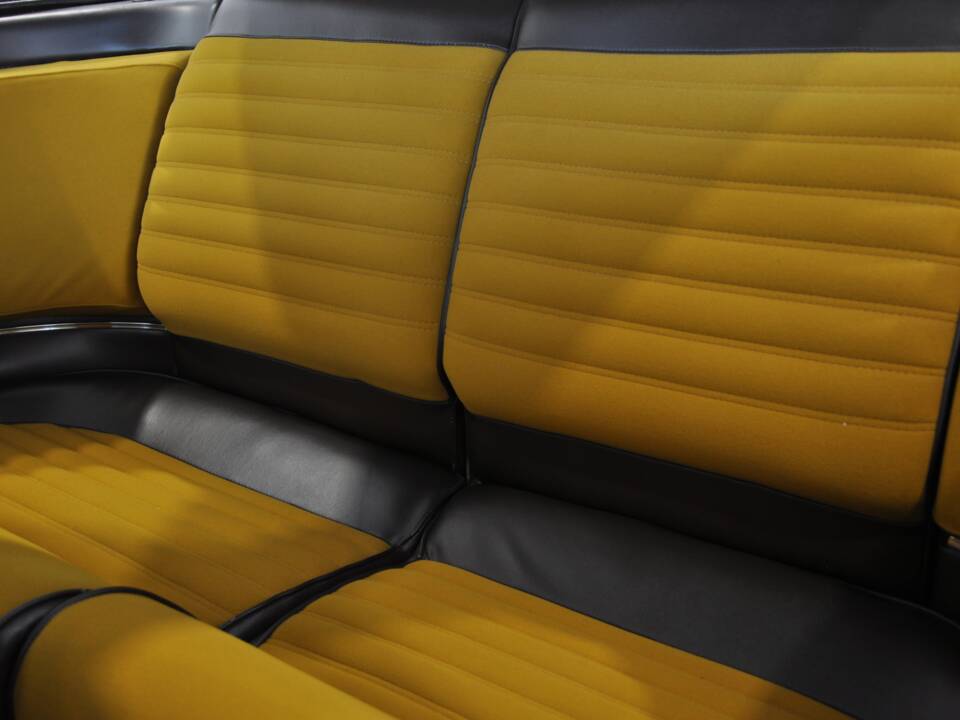 Image 22/37 of Lancia Beta HPE 1600 (1975)
