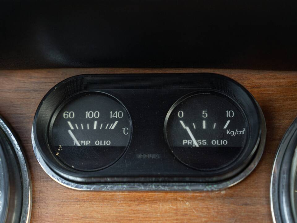 Afbeelding 50/50 van Ferrari 330 GT 2+2 (1964)