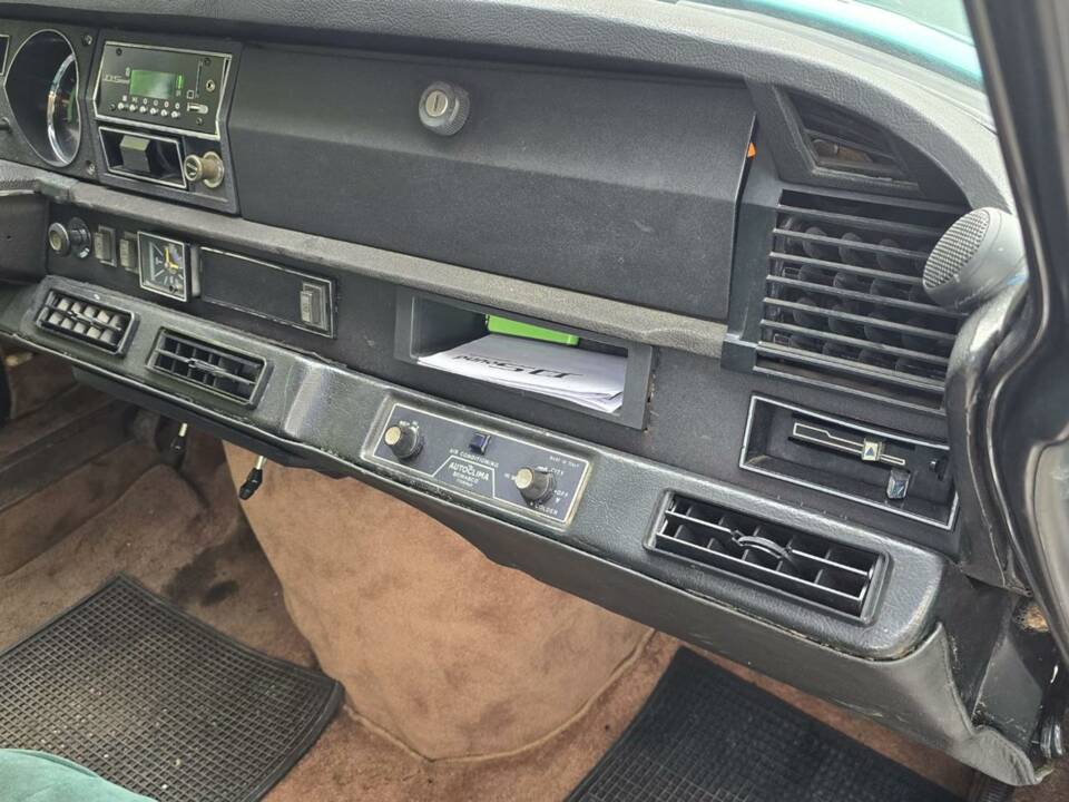 Bild 33/44 von Citroën DS 23 Pallas (1973)