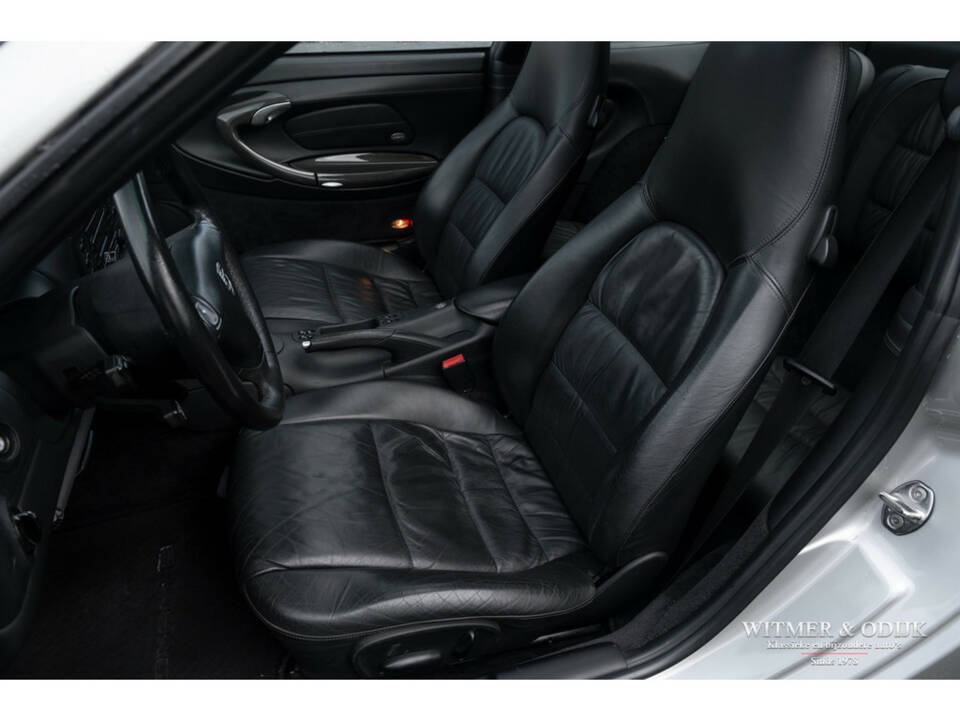 Image 7/28 of Porsche 911 Carrera (2000)