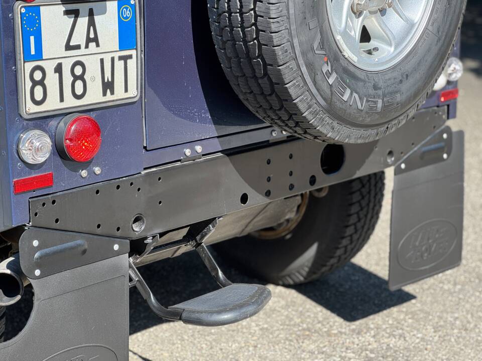 Bild 14/55 von Land Rover Defender 90 Heritage (2006)