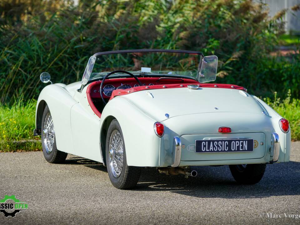 Image 39/45 of Triumph TR 2 (1954)